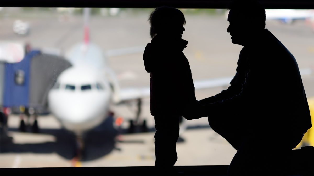 À quel âge votre enfant peut-il voyager seul ?