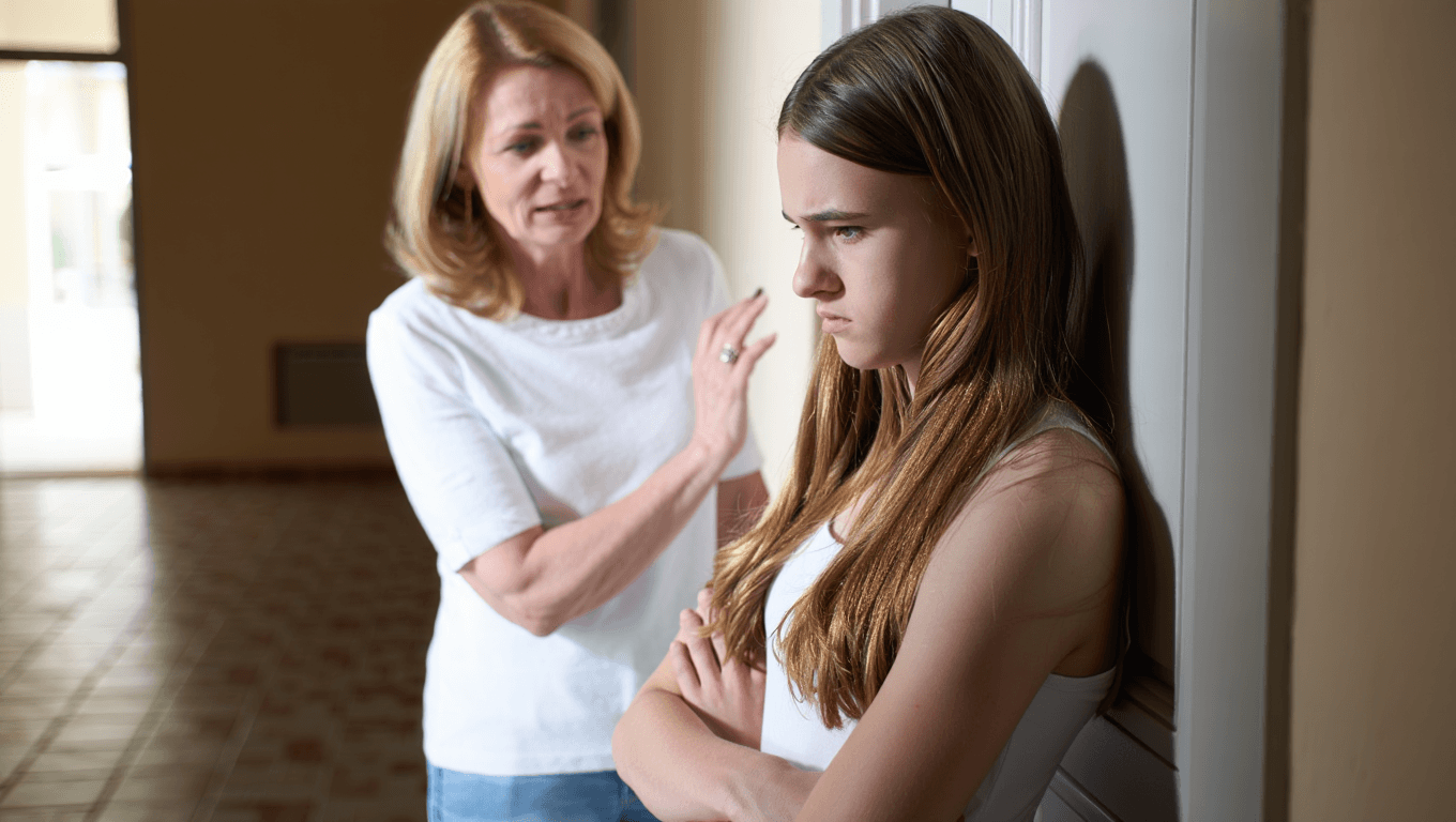 Mon adolescent me ment :
comment réagir ?
