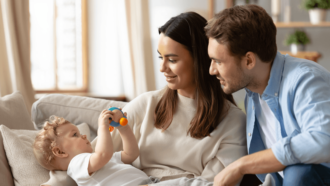 Parentalité en 2026 : 90 %
des parents français veulent réhabiliter la joie des premières
années avec bébé
