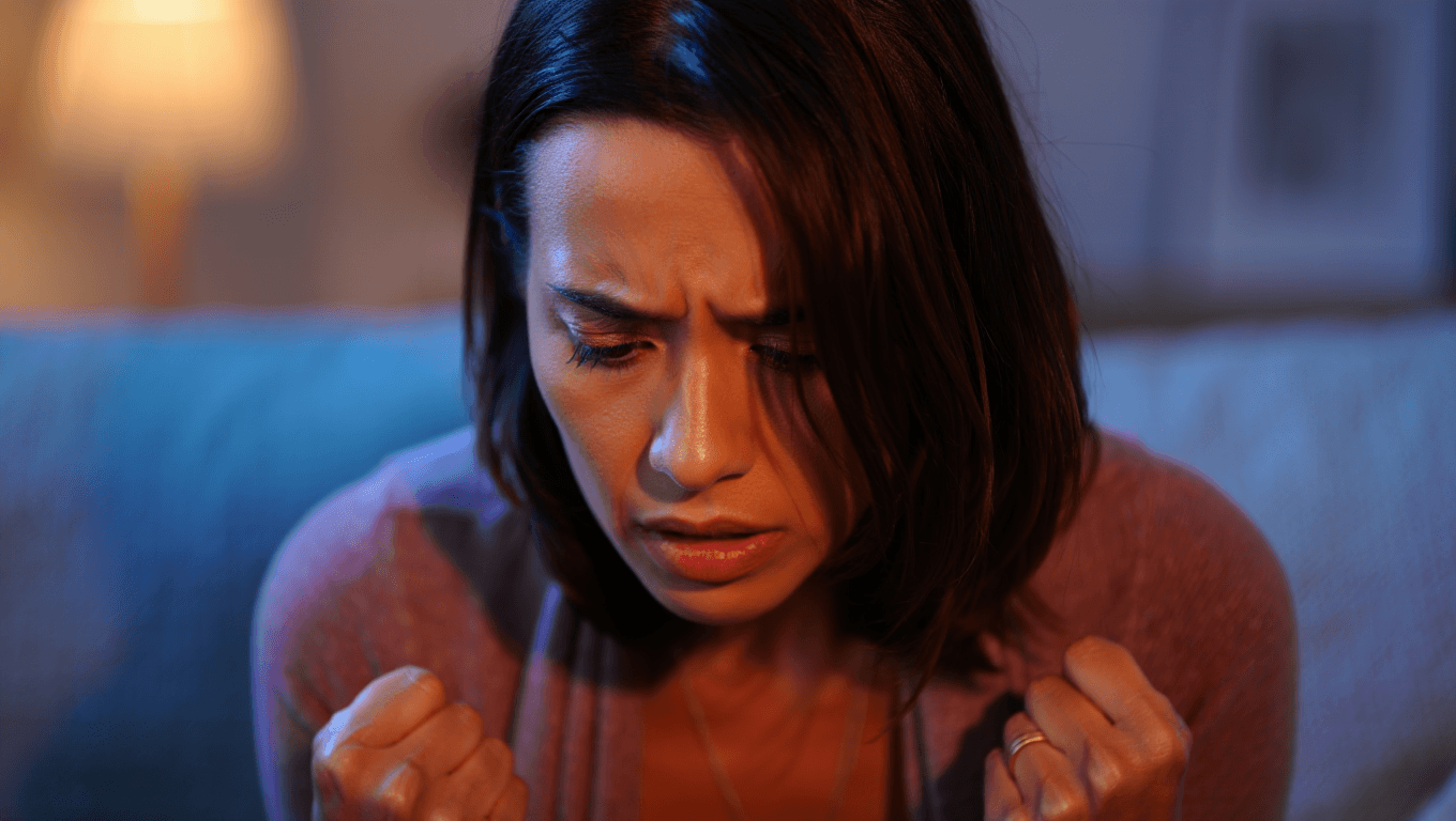 Vous criez puis culpabilisez
aussitôt ? Ce mécanisme psychologique pourrait l’expliquer