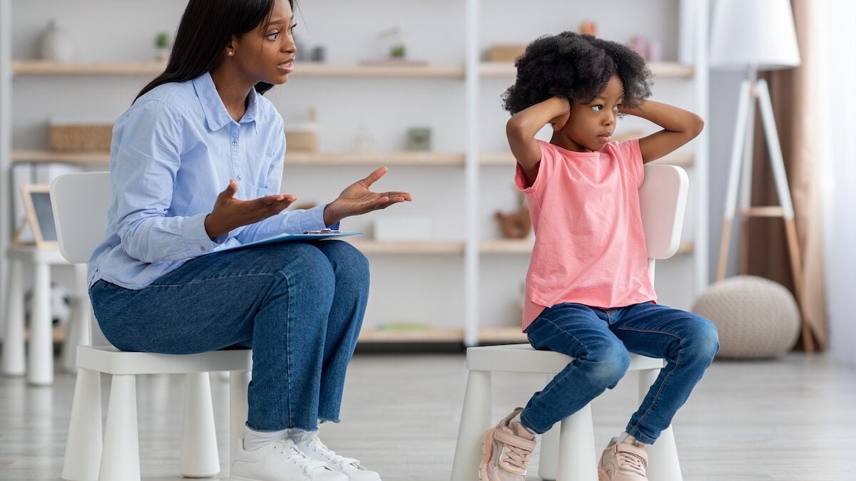 Enfant en colère : cette
phrase de 8 mots aiderait à désamorcer une crise en 30 secondes,
selon un psy