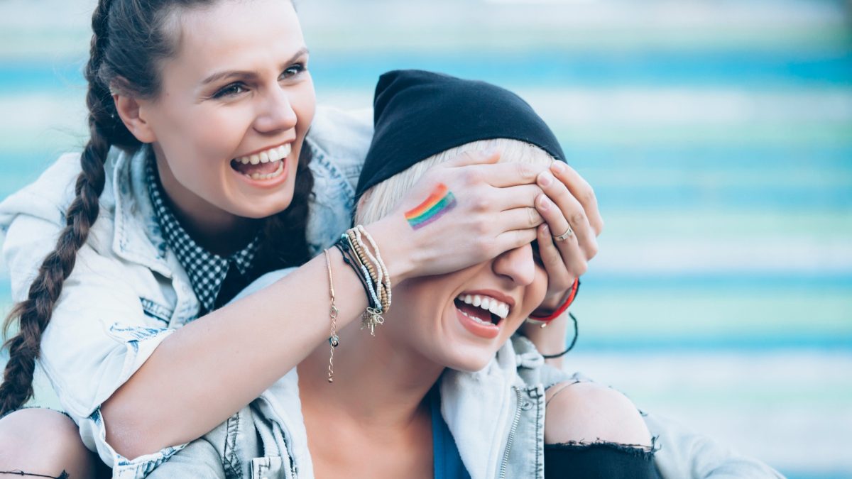 Mon ado est gay : comment
l'aider ?